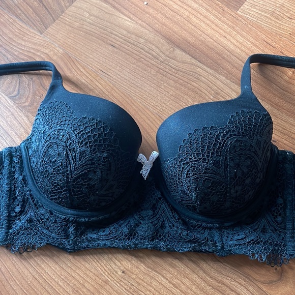 Victoria Secret black bra - Picture 3 of 4
